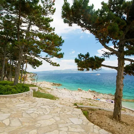 Maria, A Charming Near Labin * Nedescina