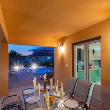 Holiday home Maria, A Charming Near Labin Nedescina