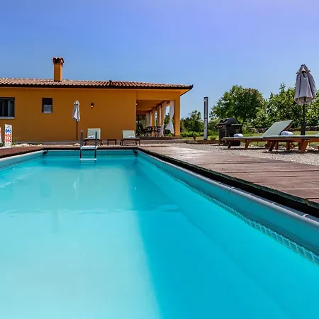 Сasa de vacaciones Maria, A Charming Near Labin *