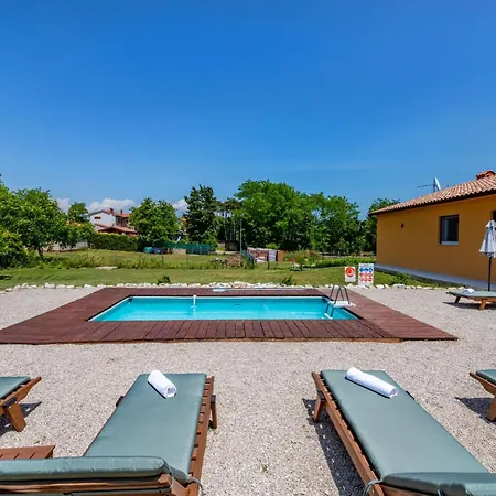 Сasa de vacaciones Maria, A Charming Near Labin *